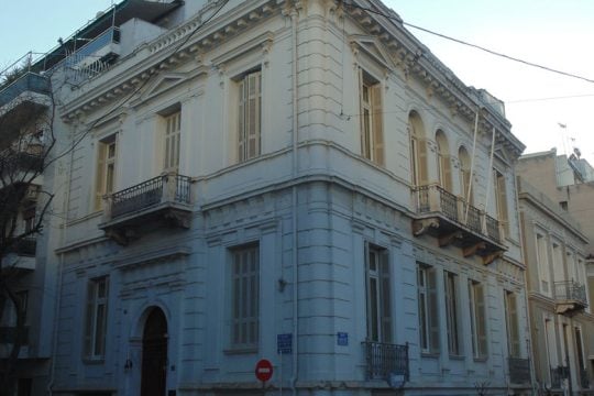 Φως στη σκιά της Ακρόπολης
